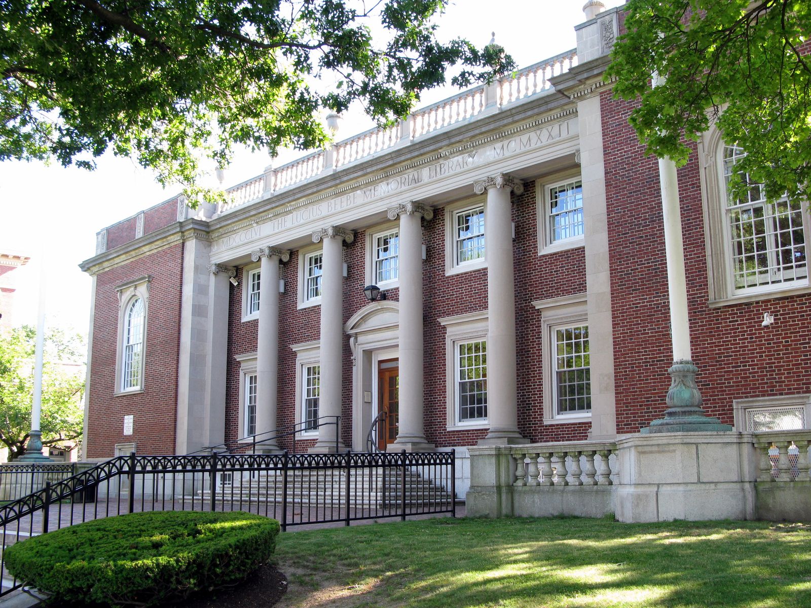 Lucius Beebe Memorial Library