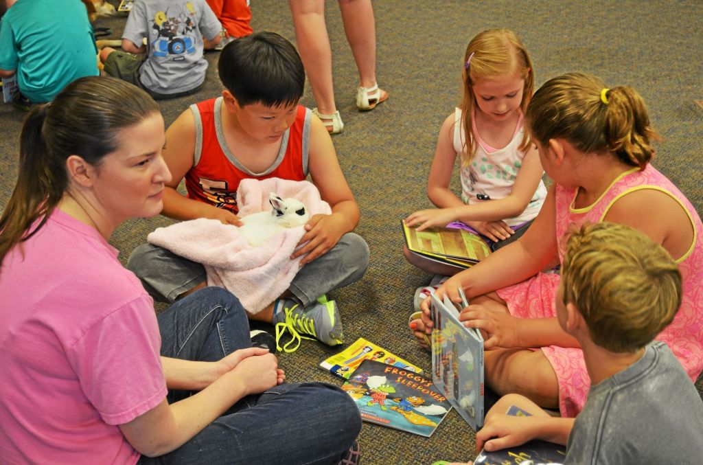 Pals For Life Brings Furry Reading Companions To Easttown Library