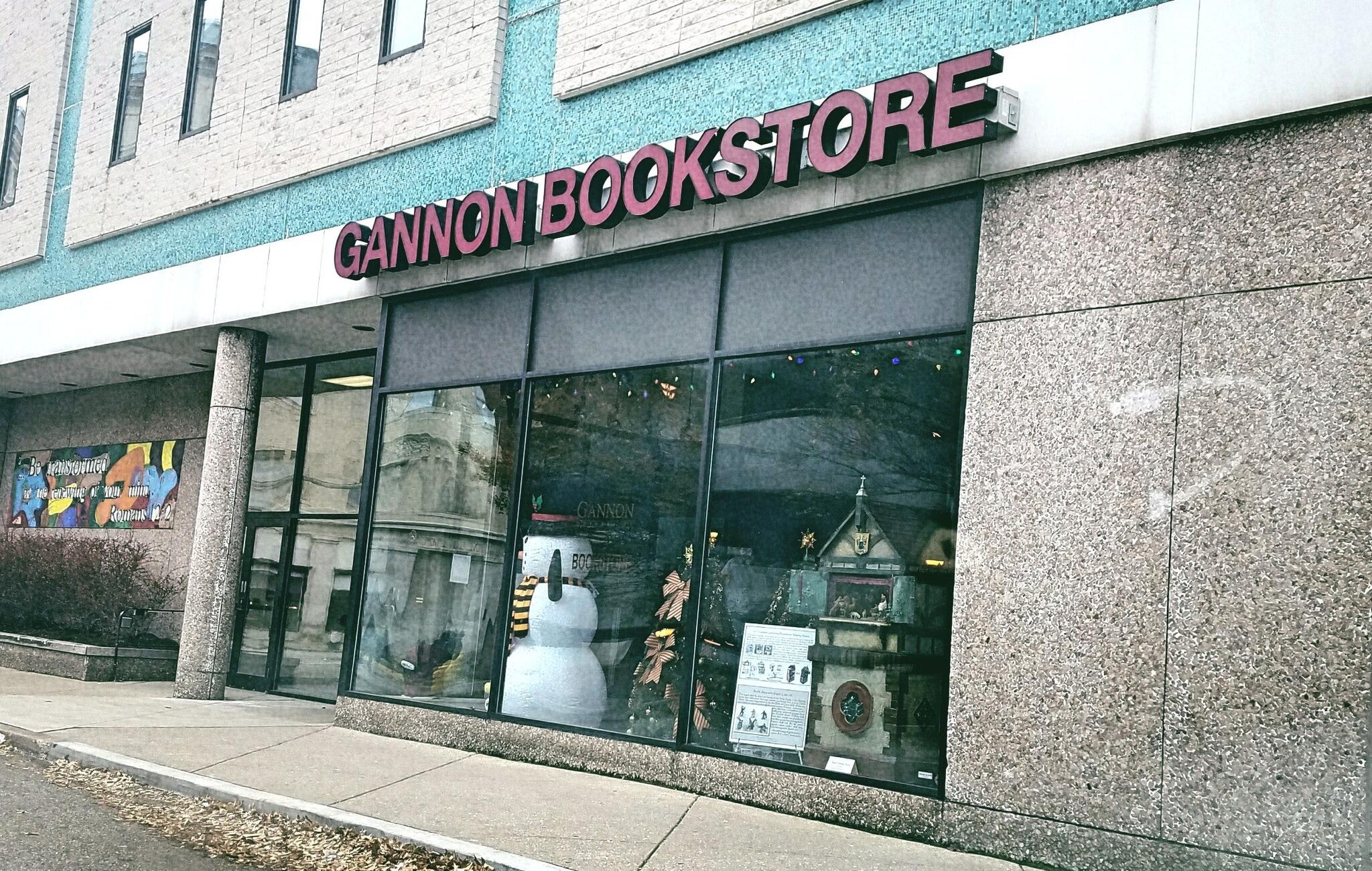 University Bookstore Guide: Shop Smart